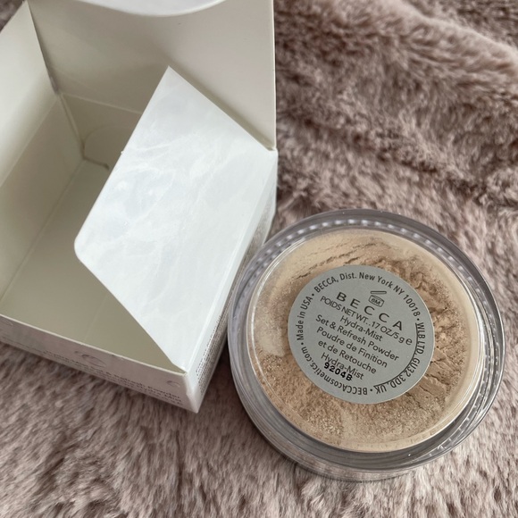 2 for $30 - BECCA - Hydra Mist - Set and Refresh Powder BNIB - Picture 4 of 5